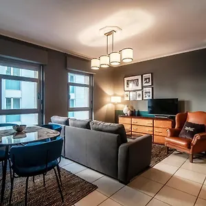 https://home-n-5-como-downtown.it-lombardy.com