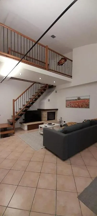 Apartment Tenuta Ferrari Cortile Italy